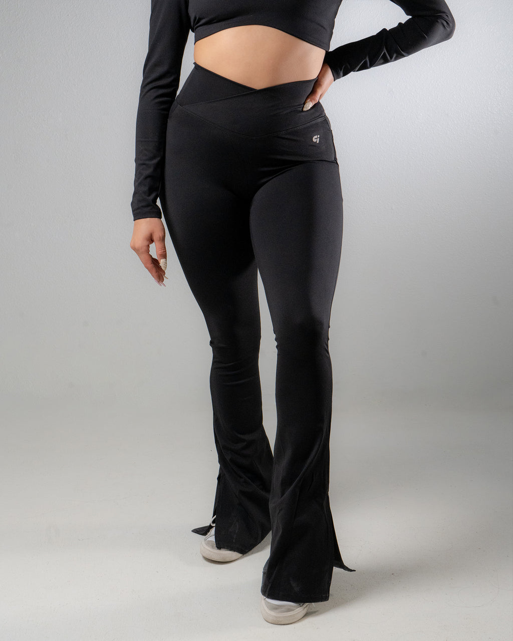 Eclipse Luxe Flare Leggings